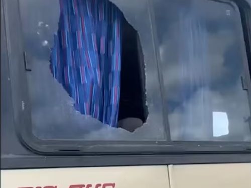 Ônibus com torcedores do Souza atacado