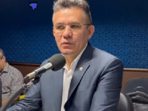 Roberto Souza, secretário