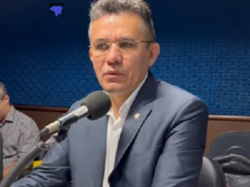Roberto Souza, secretário